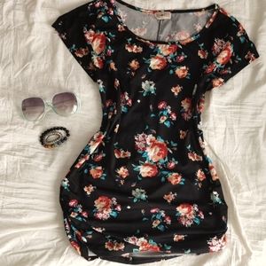 Floral Blouse | Free Kisses | Black Floral
